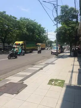 Dijual segera ruko nol jalan raya jl Tembaan dkt psrturi