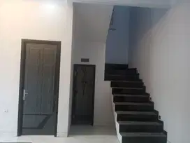 Rumah 1,5 lantai siap huni 5 menit Margonda 5 menit KRL