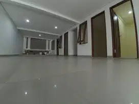 dijual rumah mewah tergolong baru di Jati pasang