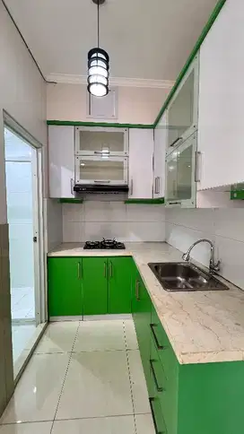 Sewa Apartemen Gading Mediterania 2 kamar lantai rendah jarang ada