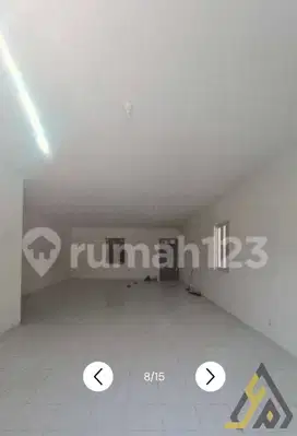 Dijual gudang lokasi kartasura luas 1890m BU!