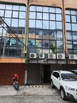 Di Jual ruko gandeeng 2 unit di jakarta barat