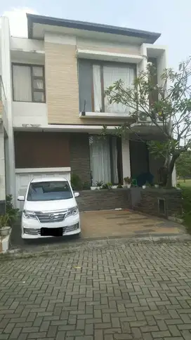 Rumah 2 Lantai di Kebayoran Symphony Bintaro, Tangerang Selatan
