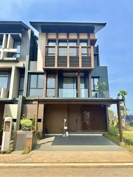 Hiera Winyard at Bsd City Rumah Mewah 3 Lantai Full Mamer konsep jepan