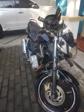 Di jual motor Vixion tahun 2011