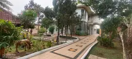 Rumah Mewah Luas Tanah 1073m2 Dalam Komplek di Cipedak, Jagakarsa