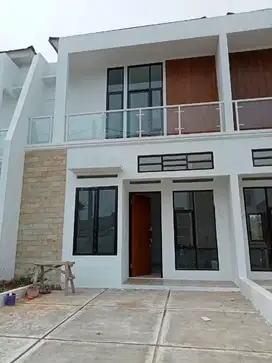 Rumah 2 lantai dicilodong Depok.ede