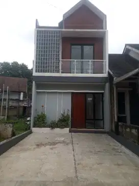 Rumah 2 lantai dicipayung depok.ede