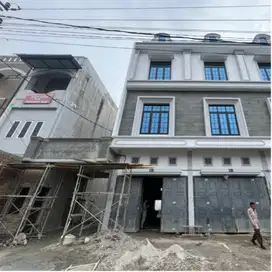 Villa Mewah Inti kota, Super hoki !