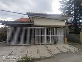 dijual murah rumah lt226/220 hrg1,2m di margacinta buah batu bandung
