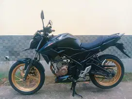 58@: DP:2,400 RB F KAB HONDA CB150R STREETFIRE