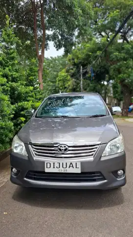 Toyota Kijang Innova 2013 Bensin