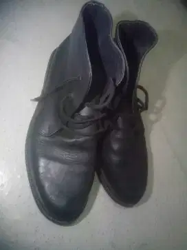 SEPATU TNI UK 39 MASIH BAGUS