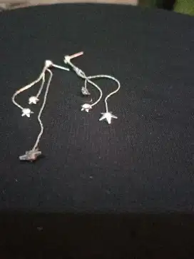 Anting juntai rumbai