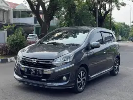 Ayla 1.2 R AT 2018 Abu abu Metalik NEGO SAMPE JADI