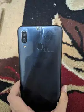 Samsung a10 2/32