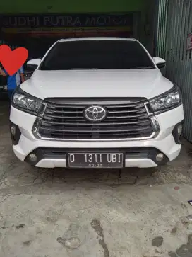 Innova 2.5 G Diesel Matic 2022