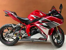 CBR merah mulus lengkap