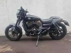 HARLEY DAVIDSON STREET 750 ABS