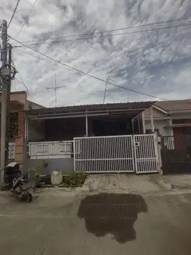 Rumah Cluster Alamanda Regency