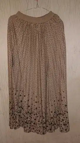 Rok Rample Bunga-Bunga