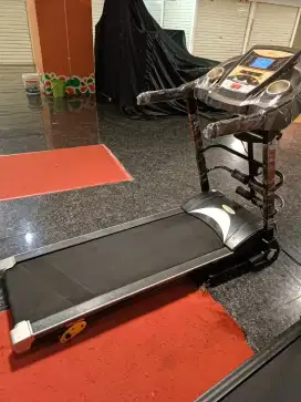 Treadmill elektrik jumbo kuat bb 150kg 3fungsi bekas display toko