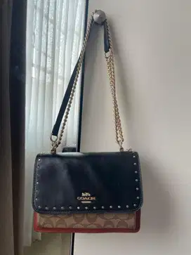 TAS COACH SELEMPANG