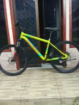 Speda gunung Polygon monarch 4 malang kota Arjowinangun