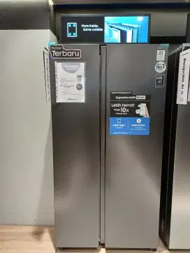 Kulkas side by side 680liter RS70F65QNFSE