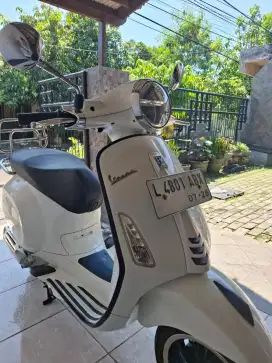 Jual Santai Vespa Primavera 150CC Premium Condition
