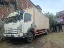 Isuzu FRR 190ps engkel long sasis bok besi 7m thn 2012