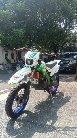 JUAL MOTOR TRAIL BASIC VIXION