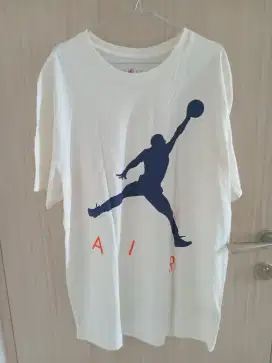 JORDAN logo tee size XL