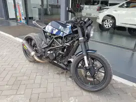BMW G 310 R tahun 2017
