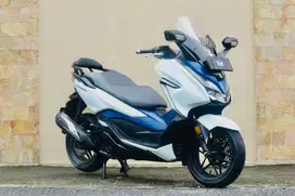 Honda Forza 250 abs 2019 like new xmax primavera GTS Classic
