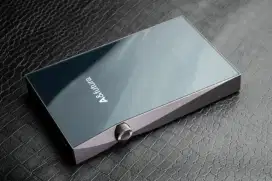 Astell&Kern A&futura SE100: Pemutar Audio Digital Premium not sony