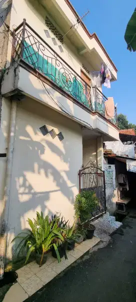 Dijual Rumah seberang Mall Gandaria City Kebayoran Lama Jaksel
