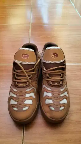 Sepatu Nike Air Coklat