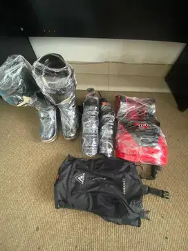 Body Protector, Knee Protector, Tas, Sepatu