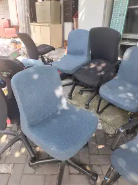 Kursi kantor ex kantor pakai hidrolik, normal bagus siap pakai