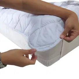 MATRAS PROTECTOR PUTIH POLOS