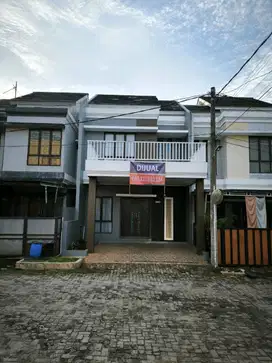 Dijual Rumah 2 Lantai di Pamulang Park Residence - Nyaman & Strategis