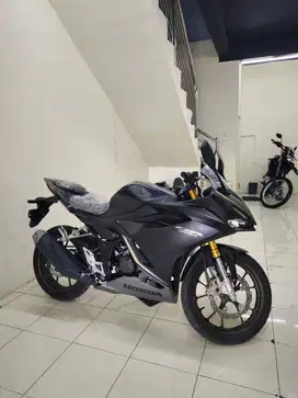 HONDA CBR 150R TAHUN 2023