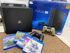 PS4 PRO 1TB SERI 72 LIKE NEW