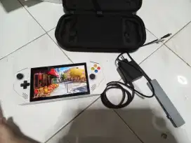 Advan X Play 16/512