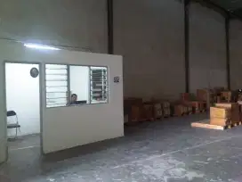 Gudang Margomulyo Permai STRATEGIS (KONDISI MASIH TERSEWA)