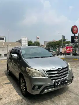 Toyota Kijang Innova 2015