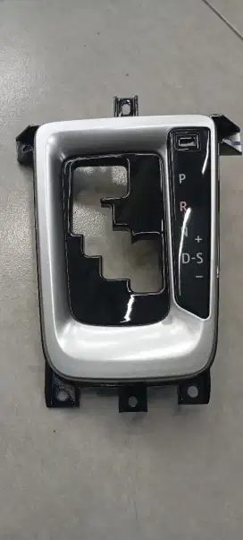 Cover shifter fortuner 2025