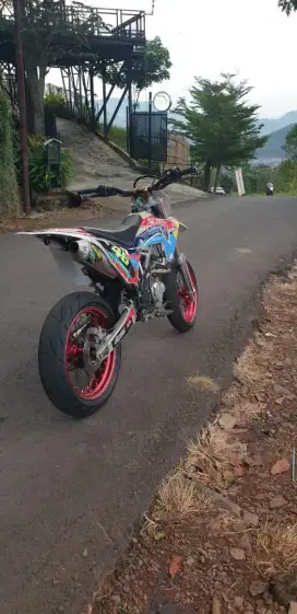 Kawasaki KLX 150