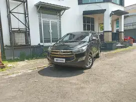 Like New - TOYOTA KIJANG INNOVA 2.0 G BENSIN M/T 2017 HITAM